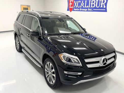 Used 2015 Mercedes-Benz GL 450 4MATIC w/ Appearance Package image 8