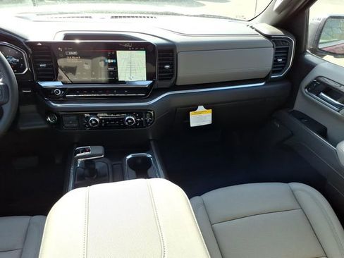 New 2026 GMC Sierra 1500 SLT w/ SLT Premium Plus Package AWD/4WD image 15