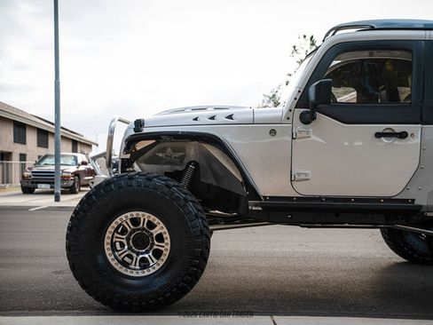 Used 2008 Jeep Wrangler Rubicon w/ Dual Top Group image 4