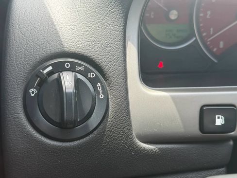 Used 2004 Pontiac GTO RWD image 18