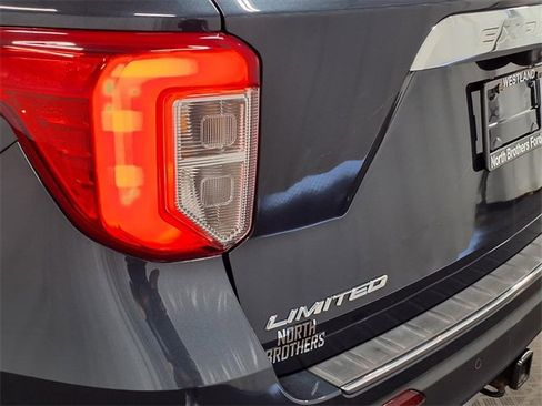 Certified 2023 Ford Explorer Limited image 31