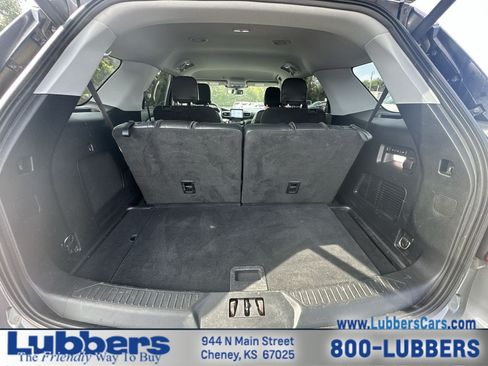 Used 2022 Ford Explorer Limited w/ Equipment Group 301A AWD/4WD image 22