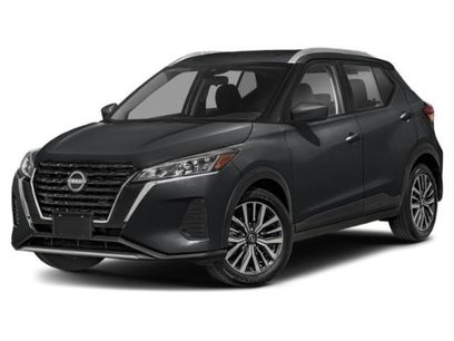 Used 2023 Nissan Kicks SV