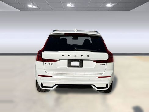 New 2026 Volvo XC60 T8 Ultra w/ Protection Package Premier AWD/4WD image 10
