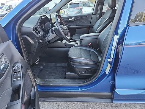 Used 2023 Ford Escape ST-Line Select w/ Tech Pack #1 AWD/4WD image 30