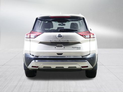 Used 2021 Nissan Rogue Platinum image 6