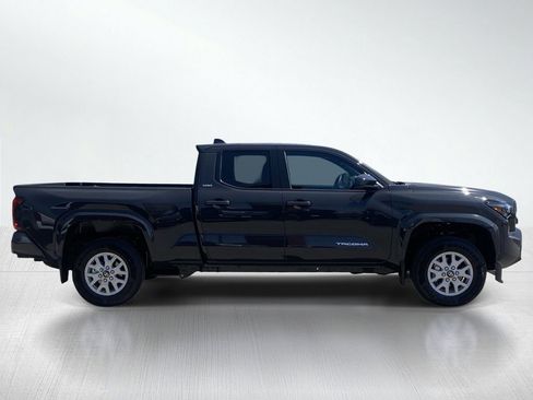 Certified 2026 Toyota Tacoma SR5 image 8