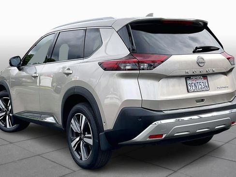 Used 2023 Nissan Rogue Platinum w/ Platinum Premium Package image 11