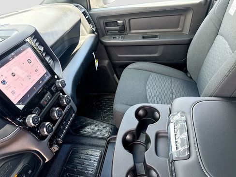 New 2026 RAM 5500 Tradesman AWD/4WD image 25