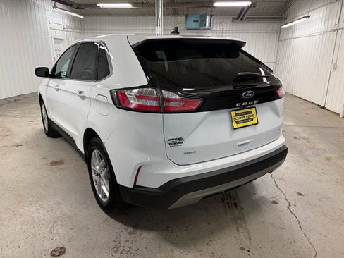 Used 2023 Ford Edge SEL image 8