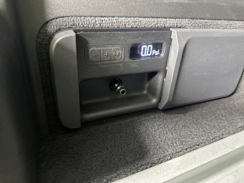 Used 2023 Rivian R1S Adventure image 35