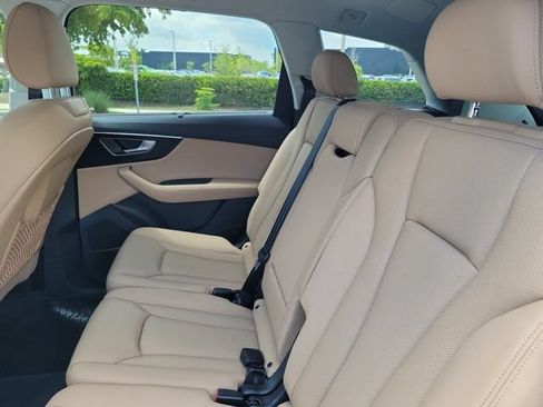 Certified 2023 Audi Q7 2.0T Premium Plus w/ Premium Plus Package AWD/4WD image 11