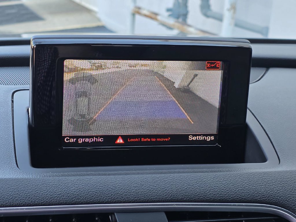 Used 2018 Audi Q3 2.0T Premium FWD image 11