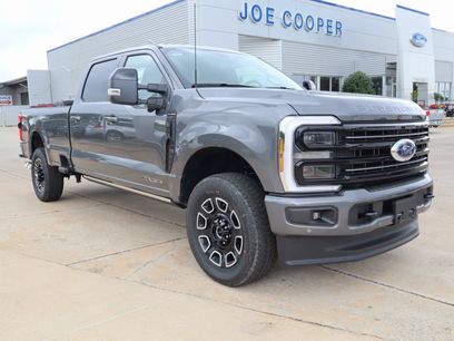 New 2025 Ford F350 Platinum w/ FX4 Off-Road Package
