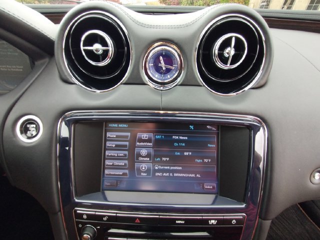 Used 2011 Jaguar XJ L RWD image 70