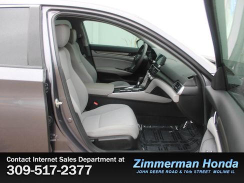 Certified 2020 Honda Accord LX image 17