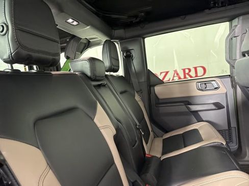 Certified 2024 Ford Bronco Wildtrak image 18