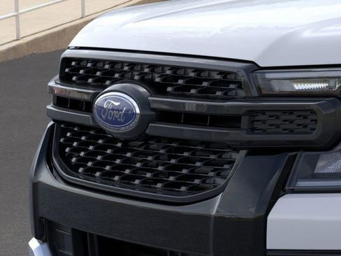 New 2025 Ford Ranger XLT w/ Equipment Group 301A High image 17