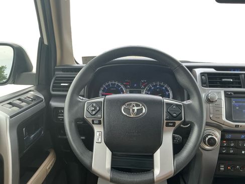 Used 2019 Toyota 4Runner Limited AWD/4WD image 12
