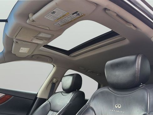 Used 2009 INFINITI FX35 2WD w/ Deluxe Touring Pkg image 18