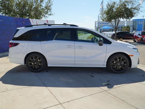 New 2026 Honda Odyssey Sport-L image 4