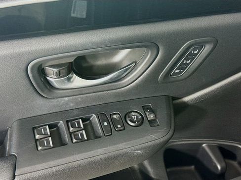 Used 2024 Honda Pilot EX-L image 17