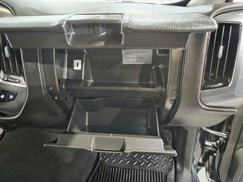 Used 2019 Chevrolet Silverado 1500 LT w/ All Star Edition image 39