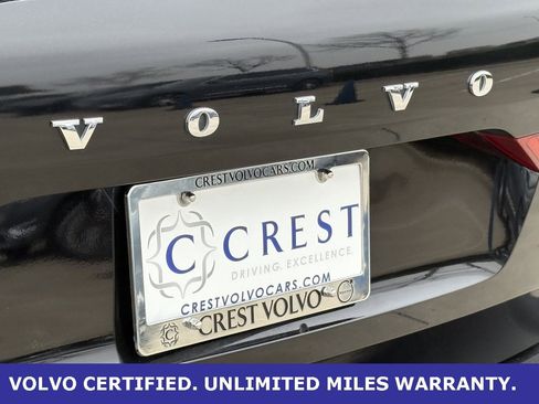 Certified 2023 Volvo XC60 B5 Plus w/ Protection Package Premier image 8
