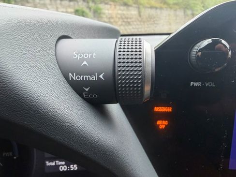 New 2026 Lexus UX 300h AWD image 14