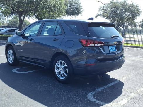 Used 2022 Chevrolet Equinox LS FWD image 7