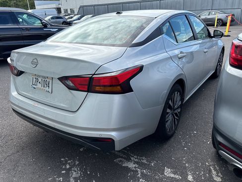 Used 2026 Nissan Altima 2.5 SV FWD image 12