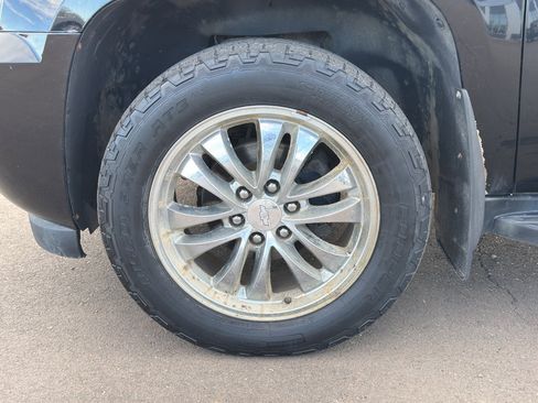 Used 2008 Chevrolet Avalanche LTZ w/ LTZ Preferred Equipment Group image 15