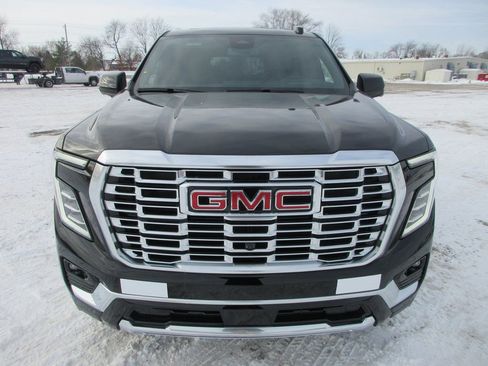 New 2026 GMC Yukon XL Denali w/ Sun & Power Step Package image 10