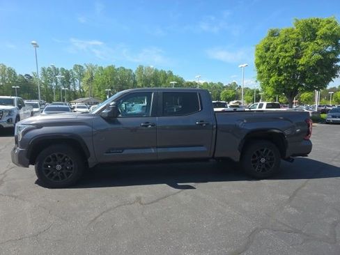 Used 2024 Toyota Tundra Platinum image 5