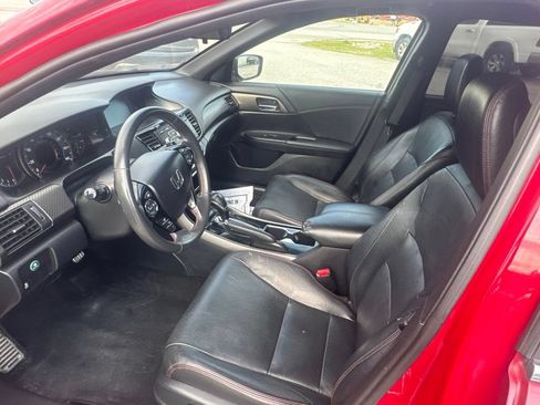 Used 2017 Honda Accord Sport Special Edition image 11