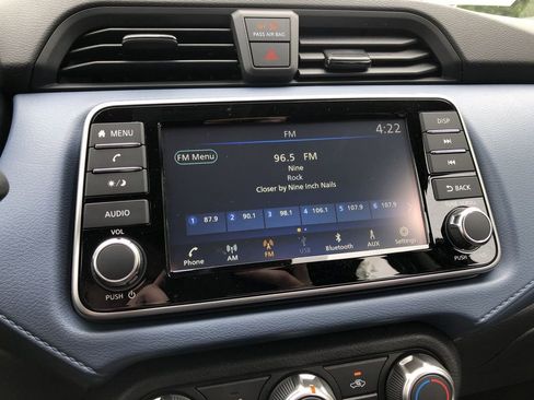 Certified 2025 Nissan Versa SV w/ Trunk Package image 22