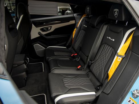 Used 2024 Lamborghini Urus S image 34