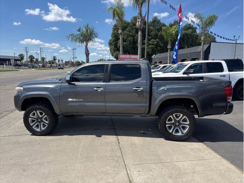 Used 2016 Toyota Tacoma Limited w/ Towing Package AWD/4WD image 8