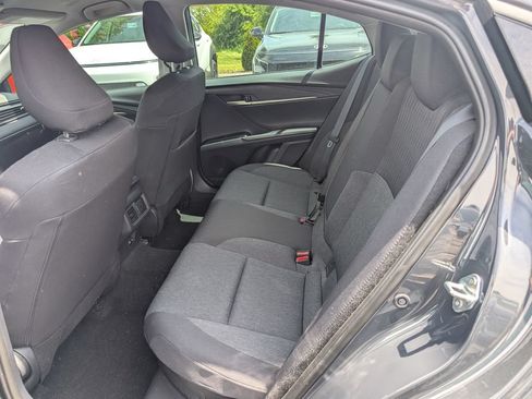 Used 2025 Toyota Camry LE AWD/4WD image 18