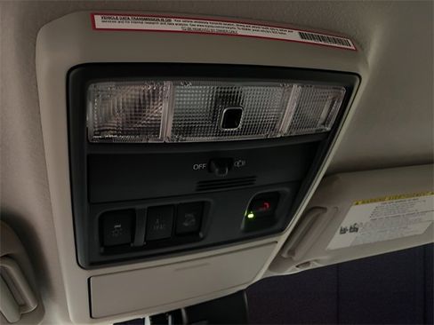 Used 2024 Toyota 4Runner SR5 image 23