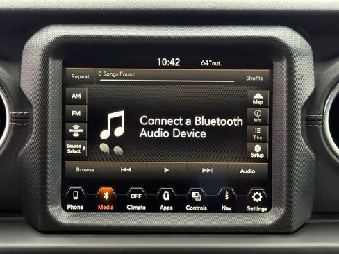 Used 2023 Jeep Wrangler Unlimited Sahara image 35