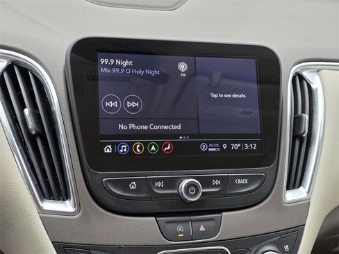 Used 2024 Chevrolet Malibu LT image 16