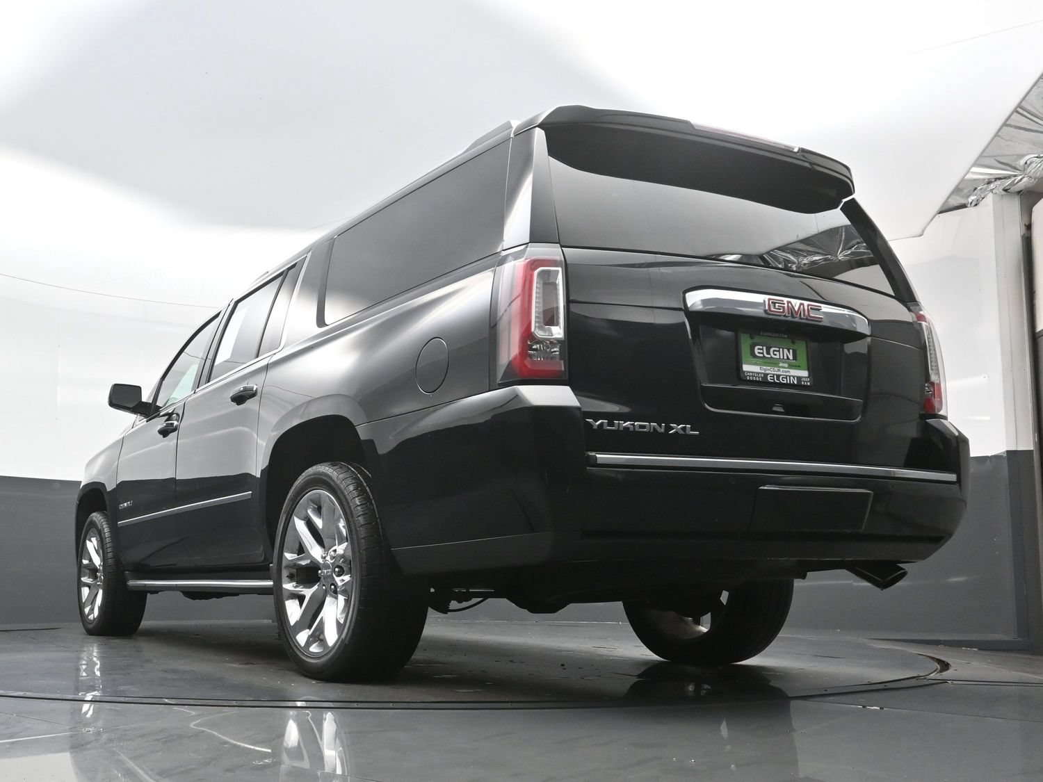 Used 2019 GMC Yukon XL Denali AWD/4WD image 34