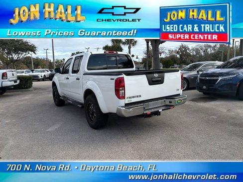 Used 2019 Nissan Frontier SV image 7
