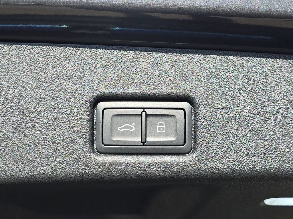 New 2026 Audi Q5 Premium AWD/4WD image 13