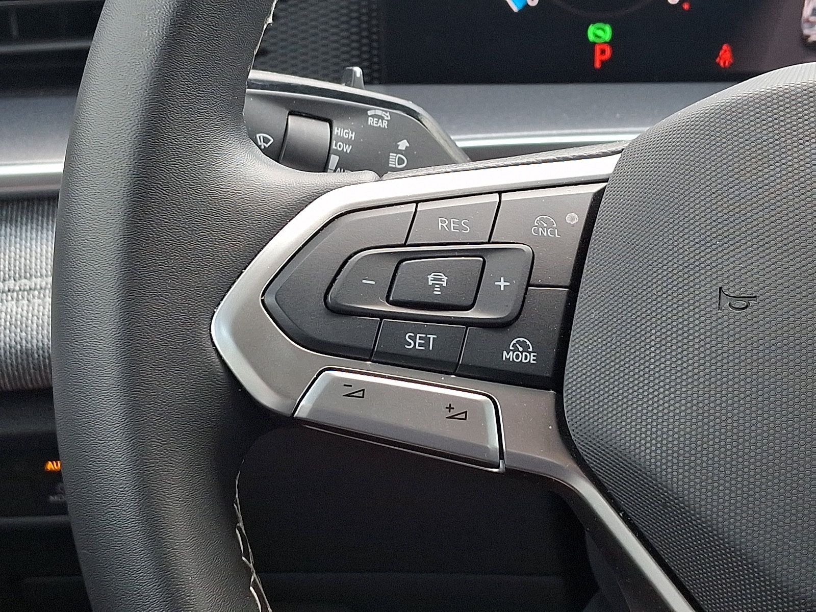 Used 2025 Volkswagen Tiguan S AWD/4WD image 21