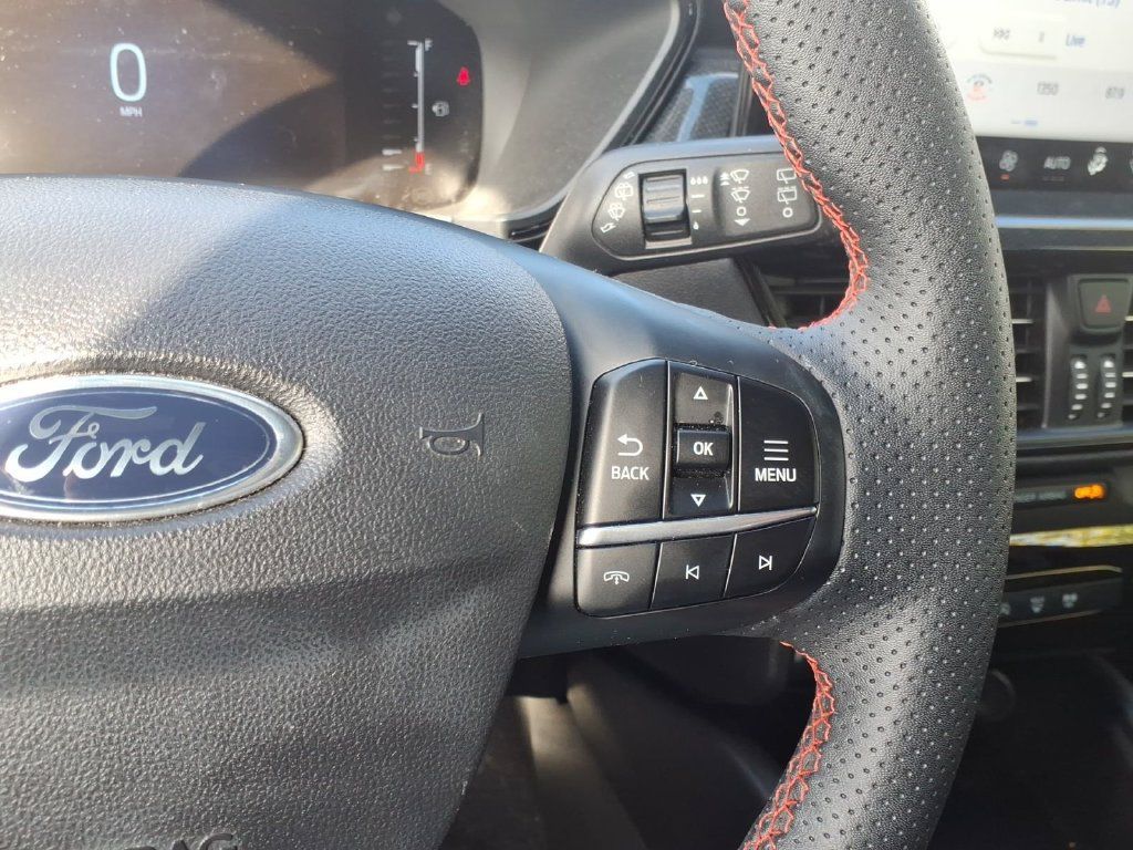Used 2024 Ford Escape ST-Line w/ Tech Pack #1 AWD/4WD image 20