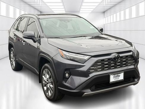 Used 2022 Toyota RAV4 Limited image 3
