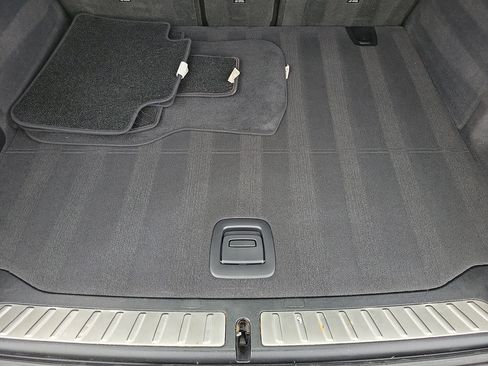Used 2024 BMW X3 sDrive30i w/ M Sport Package RWD image 9