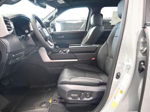New 2026 Toyota Tundra Limited AWD/4WD image 11